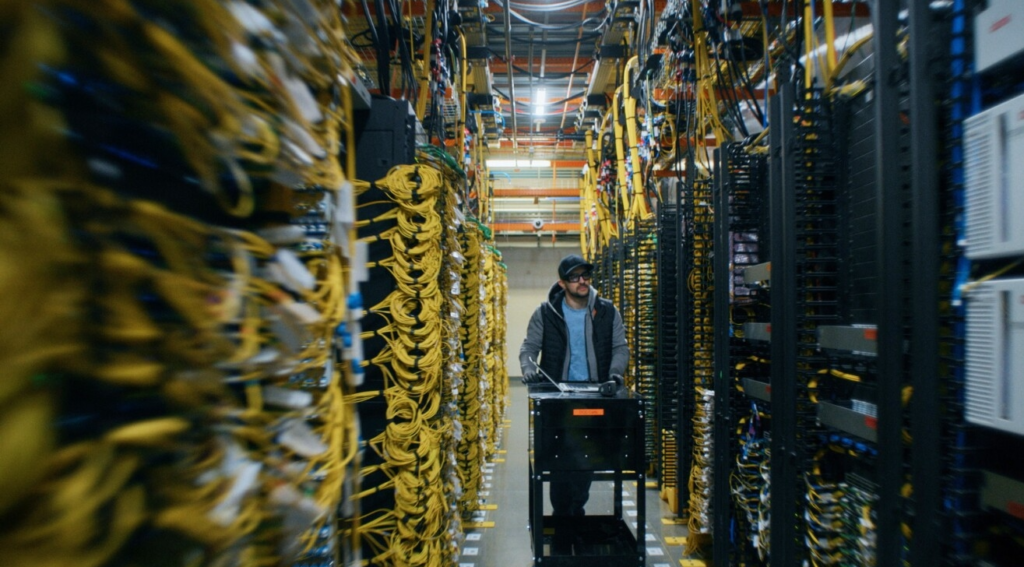 image aws datacenter